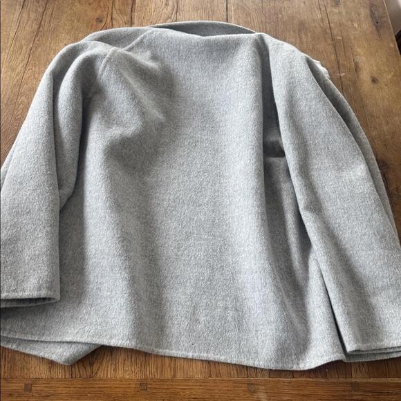 Max Mara Italy Light Gray Skirt and Jacket Set Wool - Picture 9 of 15